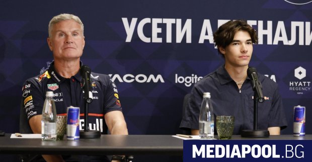 Легендарният пилот от Формула 1 Дейвид Култард и българският състезател