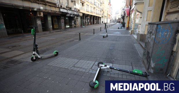 От участващата в управлението партия БСП предлагат пълна забрана на