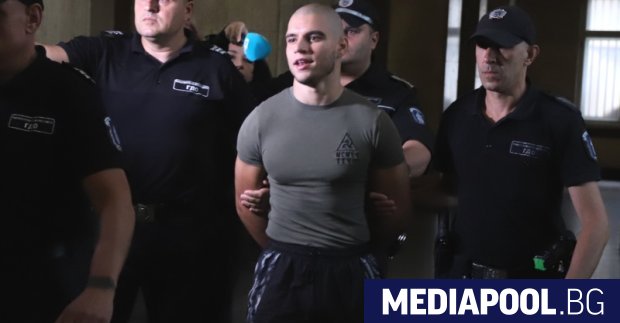 Васил Михайлов от Перник син на прокурора Бисер Михайлов е