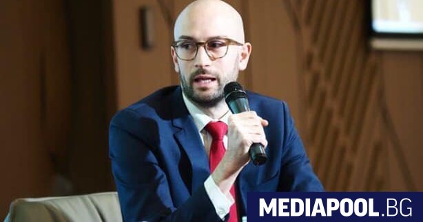 Георги Клисурски от Продължаваме Промяната заяви че напуска партията чрез