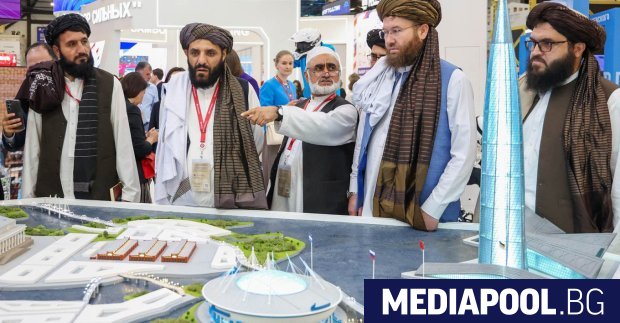 Поредният Петербургски международен икономически форум открит помпозно в сряда не