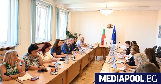 Общините в цялата страна ще направят преглед кои неизползваеми публични