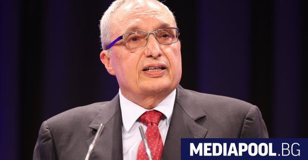 Бившият премиер Иван Костов е ипратил отворено писмо до министъра