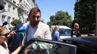 Полицията отведе зам.-кмет на София, прокуратурата разследва корупционно престъпление