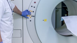 ЕС забранява участие на китайски фирми в големи търгове за медицинско оборудване