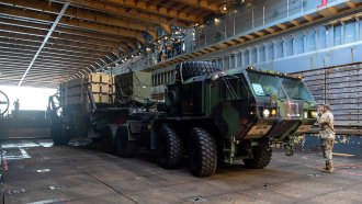 САЩ спират част от доставките на военна помощ за Украйна