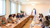 Общините ще посочат сгради, подходящи за нови домове за възрастни