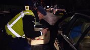 Нидерландци проверяват коли на границата с Германия за нелегални мигранти
