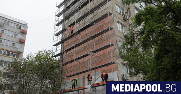 Кашата със санирането на блоковете с 1 2 милиарда лева
