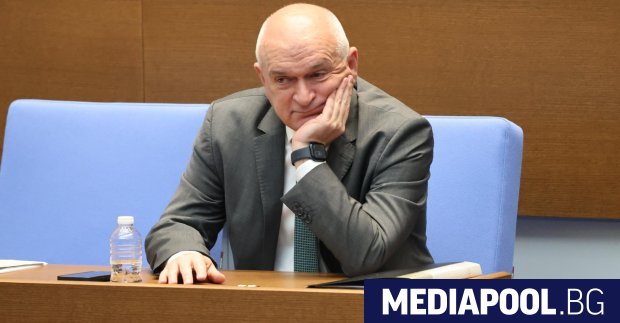 58 депутати от Продължаваме промяната Демократична България Алианс за права