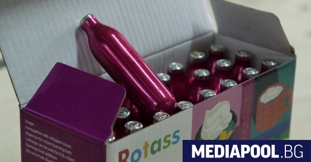 Столичната полиция е провела акция срещу разпространението на райски газ