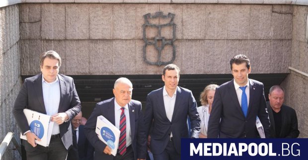 Председателят на Продължаваме промяната ПП Асен Василев подкрепи инициираното от