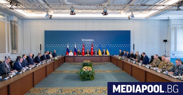 Украинска делегация пристигна в Анкара за двустранна среща с представители