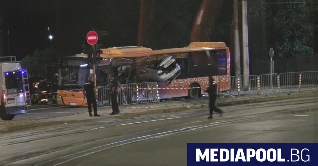 Шофьорът на колата която тази нощ излетя на столичен булевард