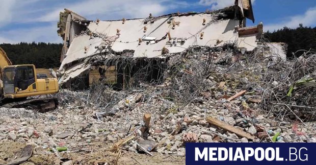 Ловният хотел на фирма свързана с Румен Гайтански Вълка построен незаконно