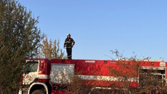 Пожарите в страната: Неизправен камион подпали три огнища край Велико Търново