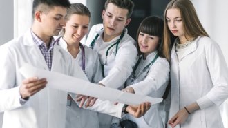 Няма да има централизиран конкурс за специализация на младите лекари