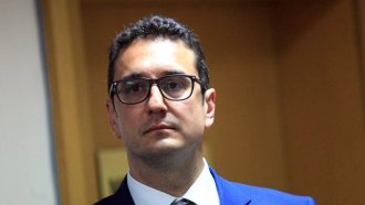 Бивш зам.-министър и шеф на Агенцията за инвестиции отива на съд за "златните паспорти"