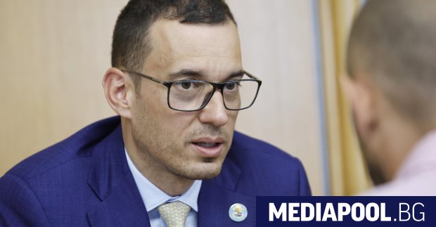 Заместник кметове по градоустройството и по сигурността и звено което да