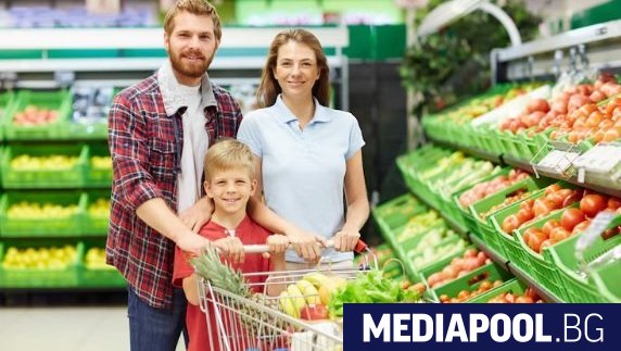 Домакинствата в еврозоната харчат около една трета повече за храна