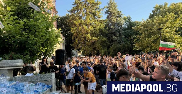 Досегашният областен управител на Плевен Николай Абрашев е освободен от