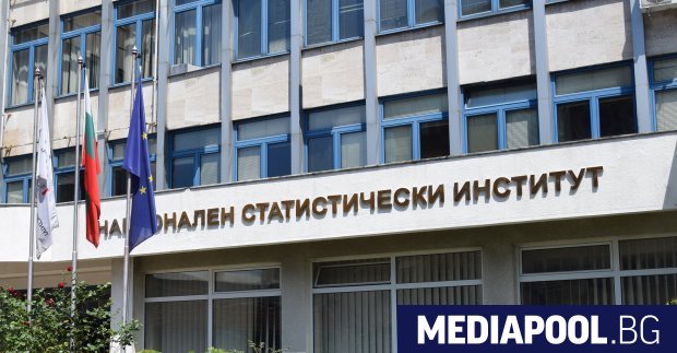 Бързата смяна на шефа на Националния статистически институт доц Александър