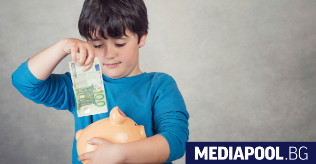 Информационни табла и допълнителни материали в училищата ще информират учениците