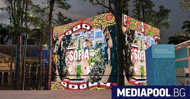 Кметът на София Васил Терзиев и заместникът му по екологията