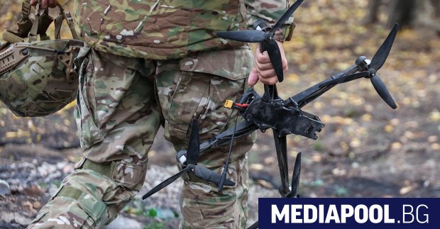 Китайските власти многократно са заявявали че страната не доставя оръжия