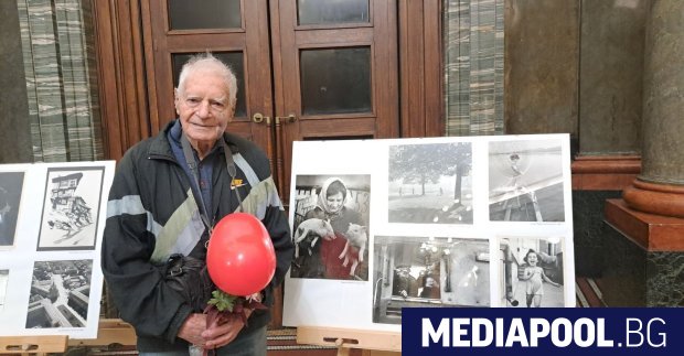 Любители и професионалисти могат да видят ценни фотографии в юбилейна