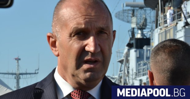 Видно е за всички че управляващите са в парализа и