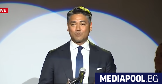 Демократът Афтаб Пюрвал бе преизбран снощи за кмет на град