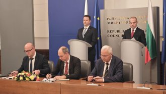 Всичките 249 жп гари у нас ще са със зарядни станции за електромобили