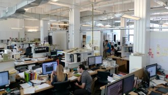 ДСБ предлага премахване на почивните понеделници