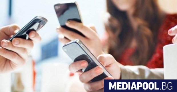 75 от родителите в България одобряват евентуалната забрана на социалните