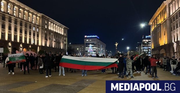 Протест пред Министерския съвет срещу правителството в триъгълника на властта