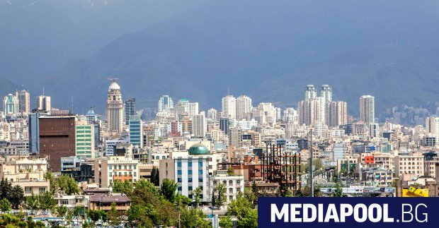 Правителството на Иран предвижда спиране на водата в Техеран за