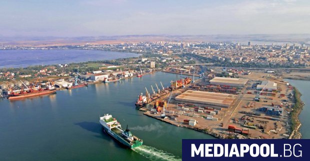 Седя и им гледам сеира Имаше промяна в ръководството на