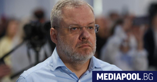 Украинският Министерски съвет взе решение да отстрани временно от длъжност