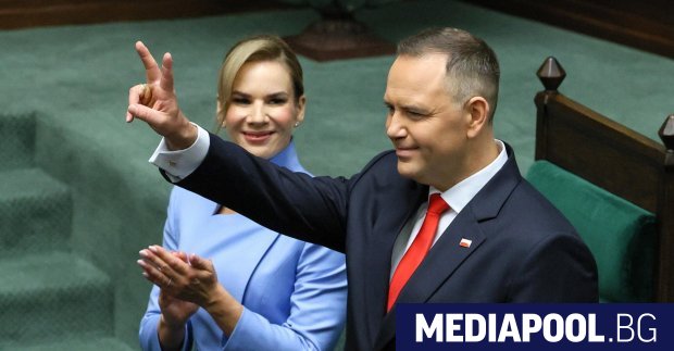 Полският президент Карол Навроцки няма да се среща с унгарския