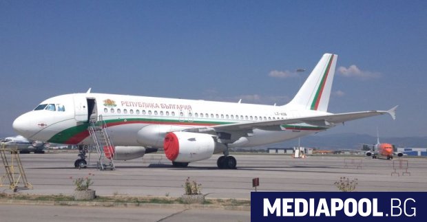 Правителственият самолет Фалкон ше бъде продаден на търг с явно