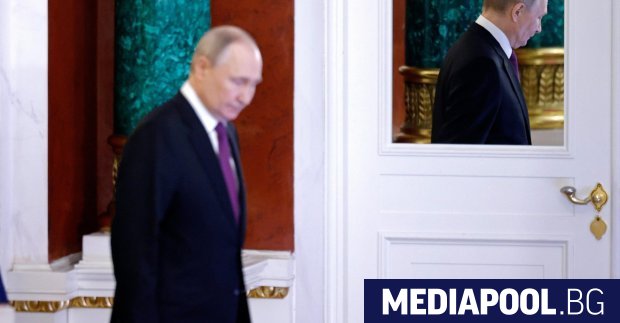 Руският президент Владимир Путин е морално отговорен за смъртта на