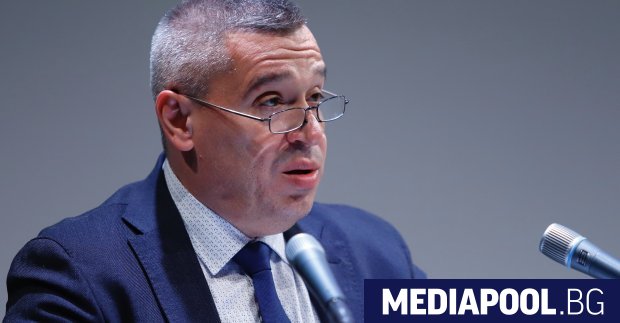 Нови гръмки обещания направи аграрният министър Георги Тахов за държавните