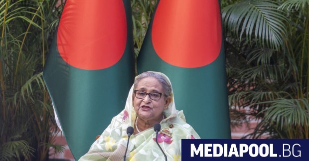 Бившата министър председателка на Бангладеш Шейх Хасина бе осъдена днес на