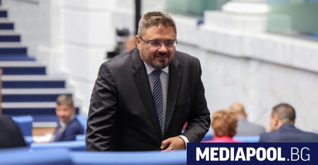 Кирил Вълчев беше избран единодушно от Народното събрание за втори