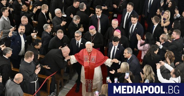 Днес започна апостолическата програма на официалното посещение на папа Лъв