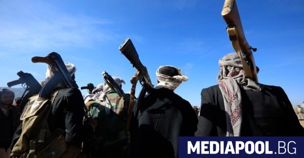 Бунтовниците хуси в Йемен заявиха че са преустановили атаките си