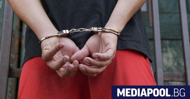 Непълнолетен украинец е обвинен в убийството на 21 годишен българин съобщи