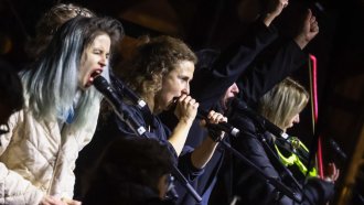 Главният прокурор на Русия поиска пънк групата "Пуси райът" да бъде призната за екстремистка