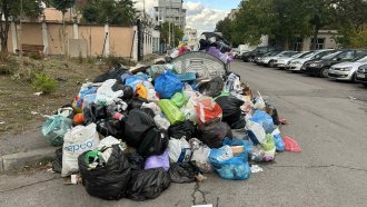 Пълзяща криза. Жалби спират договора с турска фирма за чистенето на част от София